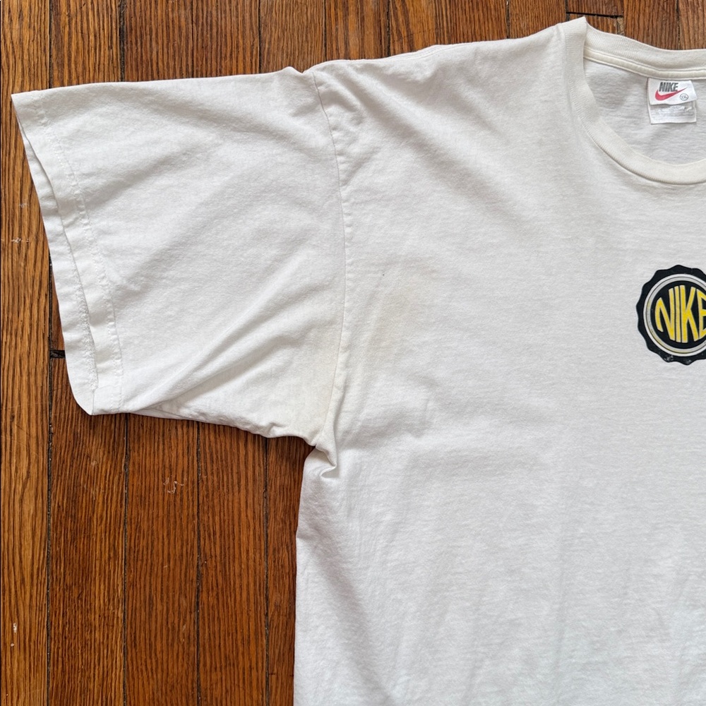 Early 90’s Nike Vintage T-Shirt Puff Print Center Logo - Picture 4 of 9